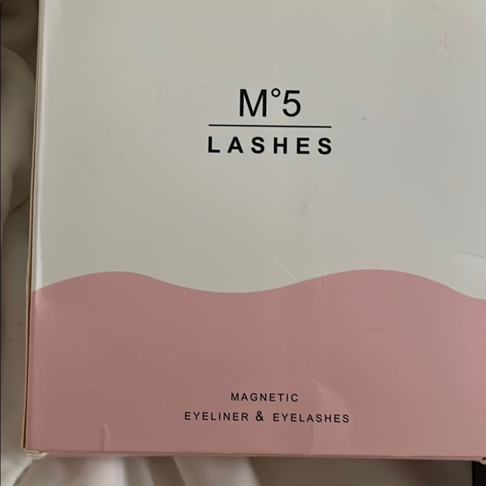M5 Lashes Magnetic Eyeliner & Eyelashes